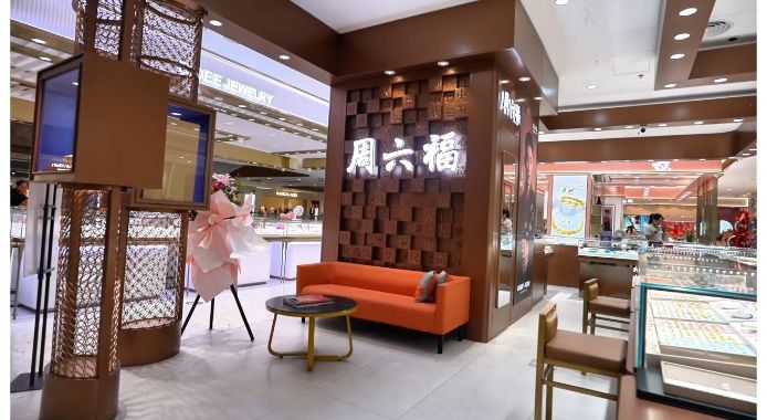 In the gold and jewelry industry, brand competition is no longer merely about the products themselves, but rather about the overall experience.